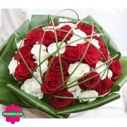 Bouquet de roses rouges et blanches Promofleur - Champagne-sur-Oise